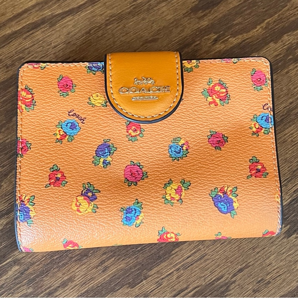 Coach Medium Corner Zip Wallet With Mini Vintage Rose Print Light Orange